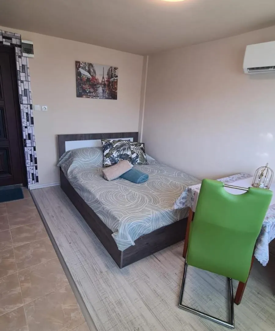 Green Room Varna 0*,  Bulgaria